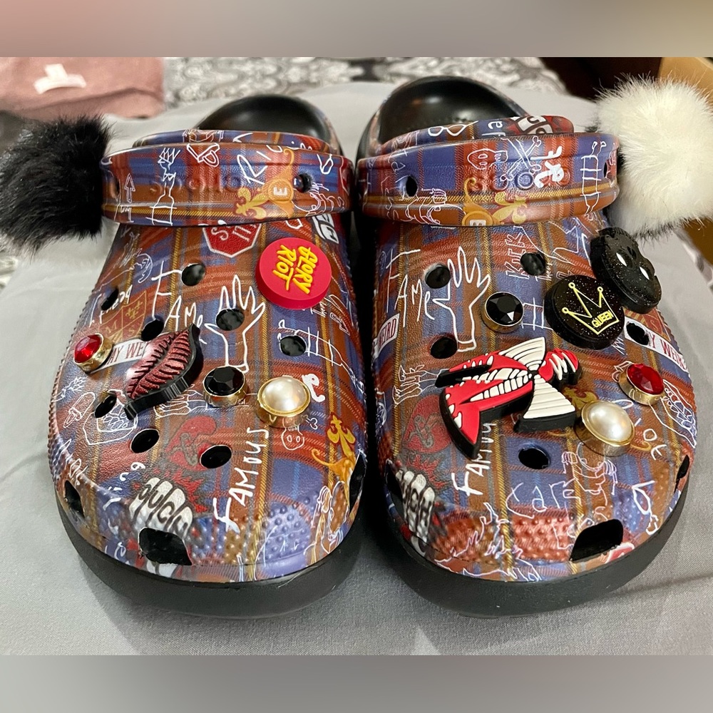 Cruella de Vil crocs
